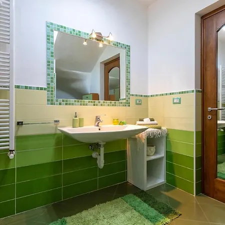 Saige , Piscina Ad Uso Esclusivo, Con Idromassaggio *