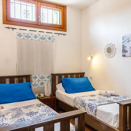 Saige , Piscina Con Idromassaggio * Alghero