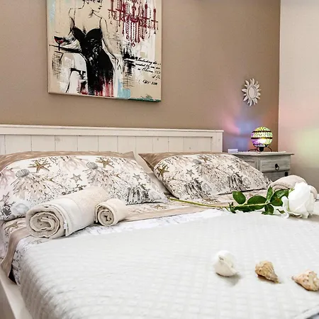 Saige , Piscina Con Idromassaggio *