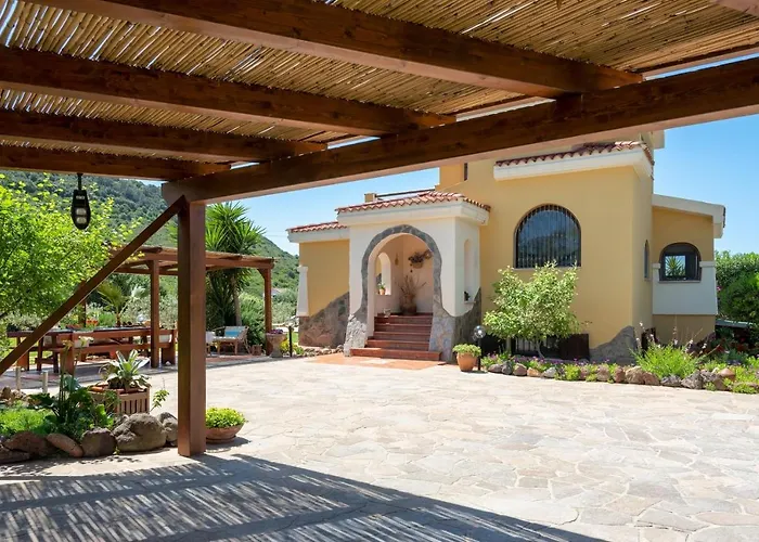 Saige , Piscina Con Idromassaggio Villa