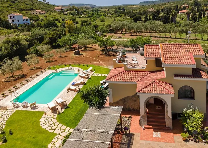 Saige , Piscina Con Idromassaggio Villa *