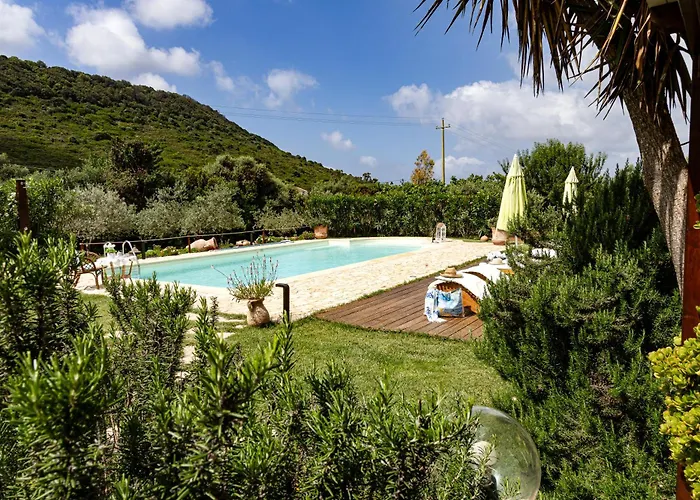 Saige , Piscina Con Idromassaggio Alghero