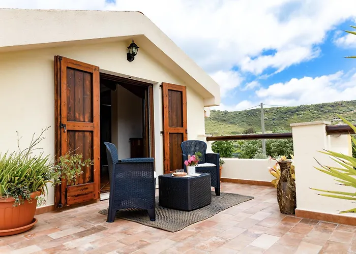 Villa Saige , Piscina Con Idromassaggio Alghero