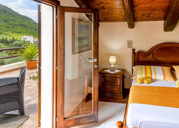 Villa Saige , Piscina Con Idromassaggio