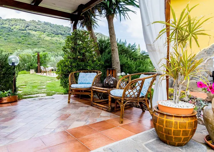 Villa Saige , Piscina Con Idromassaggio Alghero