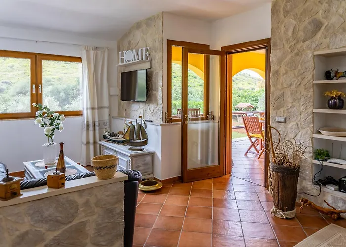 Saige , Piscina Con Idromassaggio