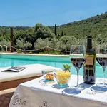Villa Saige , Piscina Con Idromassaggio Alghero