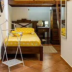 Saige , Piscina Con Idromassaggio Βίλα