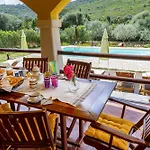 Villa Saige , Piscina Con Idromassaggio *