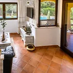 Saige , Piscina Con Idromassaggio Βίλα