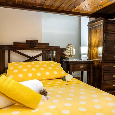 Saige , Piscina Con Idromassaggio * Αλγκέρο