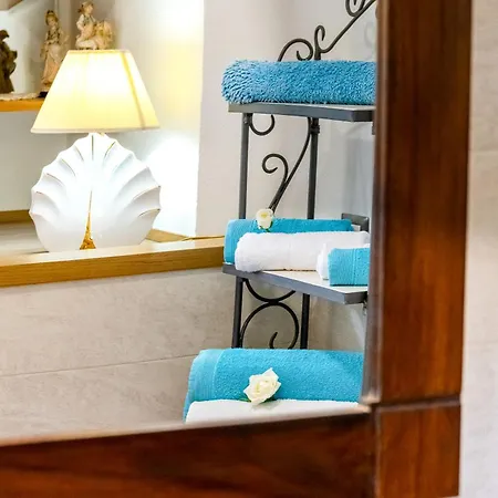 Saige , Piscina Con Idromassaggio 别墅