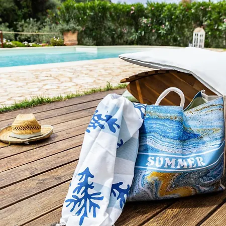 Saige , Piscina Con Idromassaggio