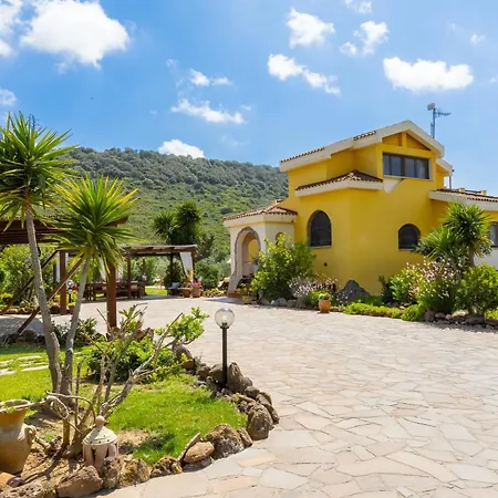 Saige , Piscina Con Idromassaggio Vila Alghero