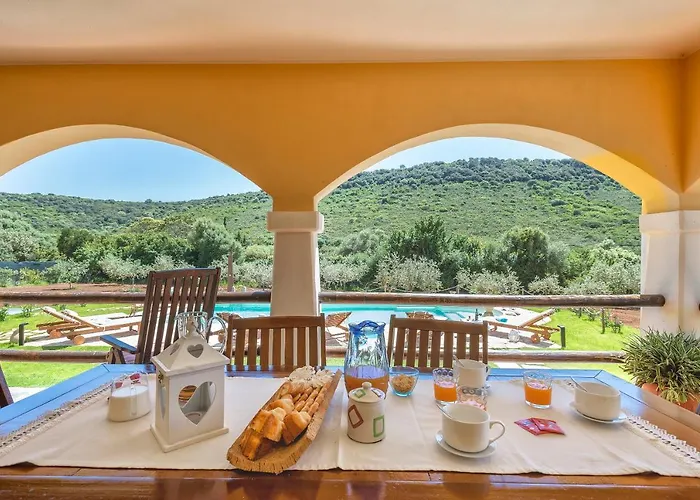 Saige , Piscina Con Idromassaggio * Alghero