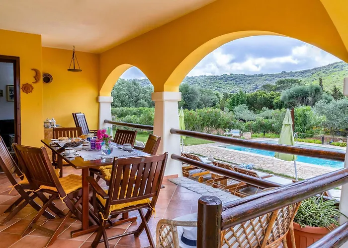 Saige , Piscina Con Idromassaggio