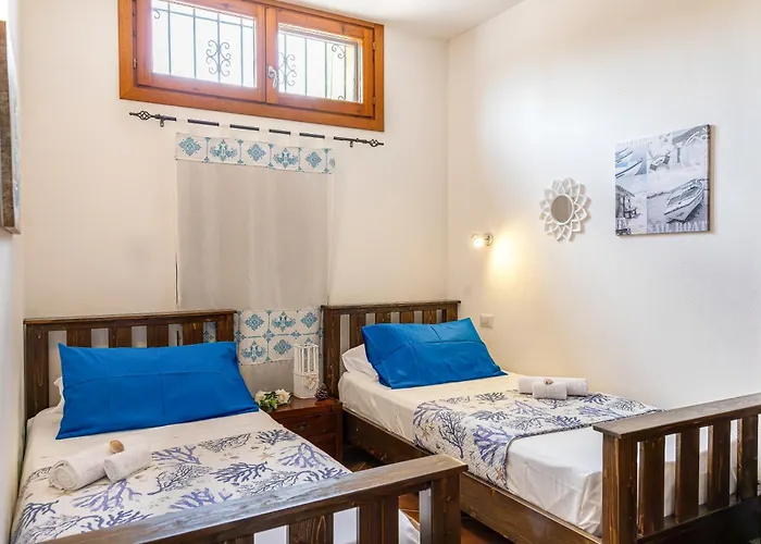 Saige , Piscina Con Idromassaggio * Alghero