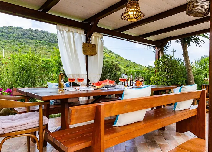 Saige , Piscina Con Idromassaggio Alghero