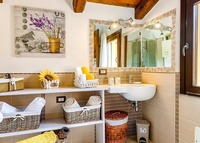 Saige , Piscina Con Idromassaggio