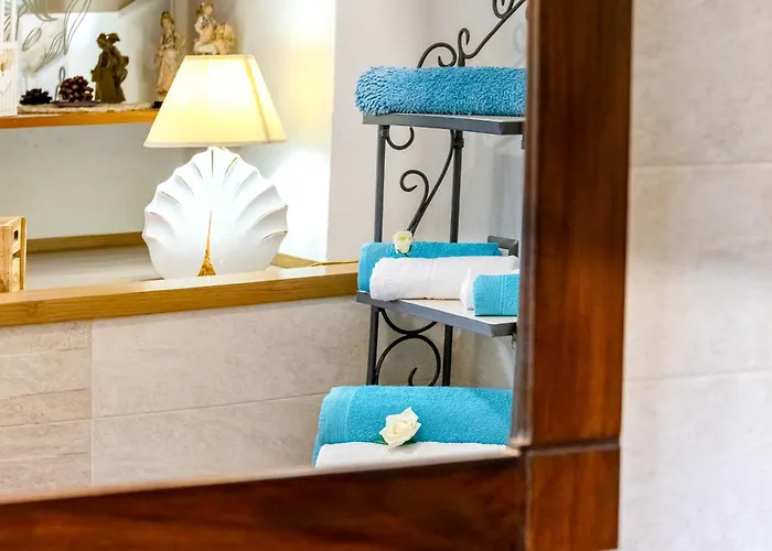 Saige , Piscina Con Idromassaggio Villa